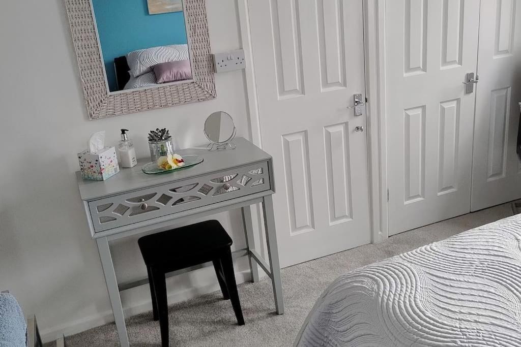 Ludlow Mews Town House With Free Parking Εξωτερικό φωτογραφία
